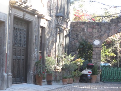 Street scene, casa, San Miguel de Allende, Mexico