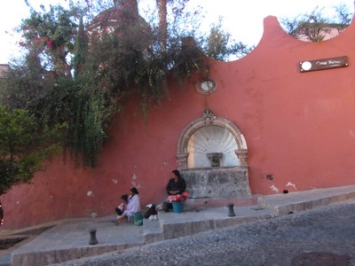 Street scene, San Miguel de Allende, Mexico