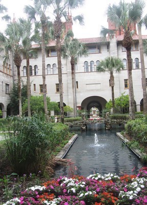 Courtyard, old Hotel Alcazar, St Augustine, Florida