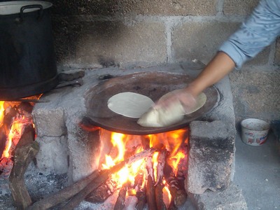 Cooking tortillas, Outdoor Kitchen (cocina), Teloloapan, Mexico