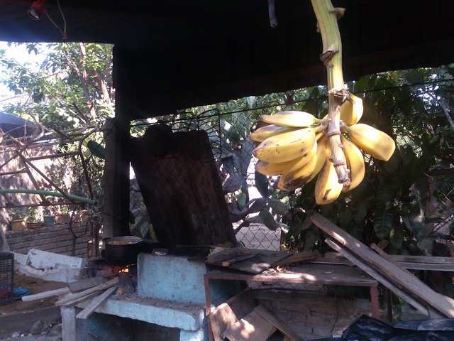 Outdoor cooking area, Family compound, Ocotito, Mexico