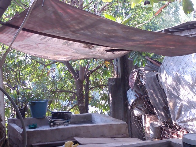 Outdoor wash area, Family compound, Ocotito, Mexico