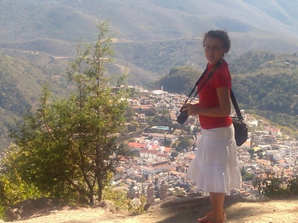 Matylda overlooking Taxco de Alarcon, Mexico